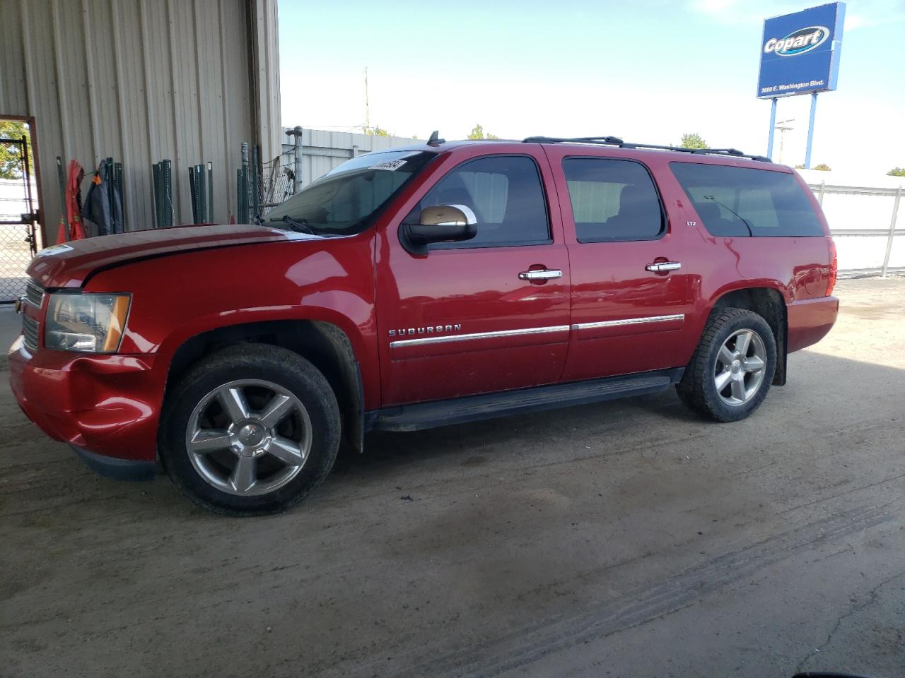 CHEVROLET SUBURBAN K 2013