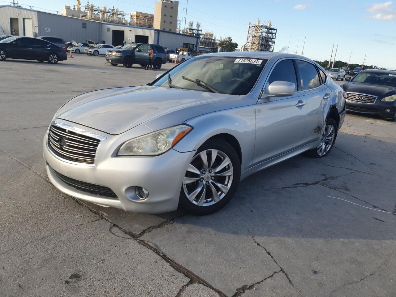 INFINITI M37 2012