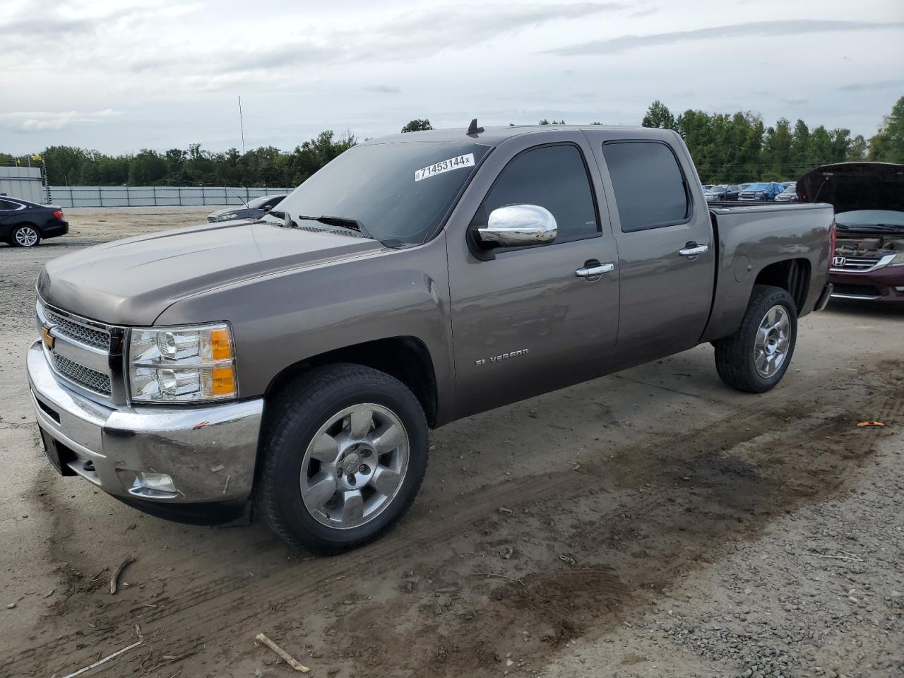 CHEVROLET SILVERADO 2013