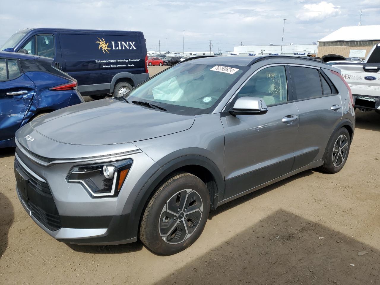 KIA NIRO EX 2024
