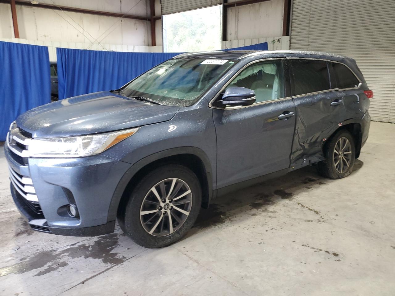TOYOTA HIGHLANDER 2019