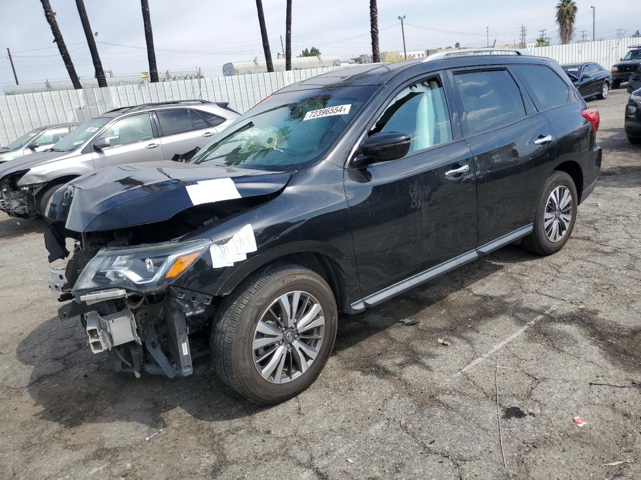 NISSAN PATHFINDER 2018