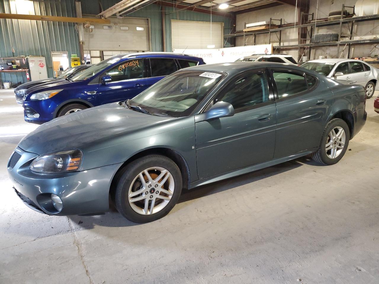 PONTIAC Grand Prix 2006