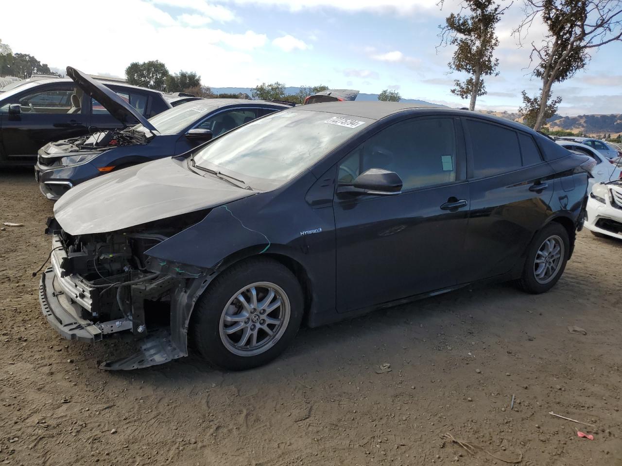 TOYOTA PRIUS 2017