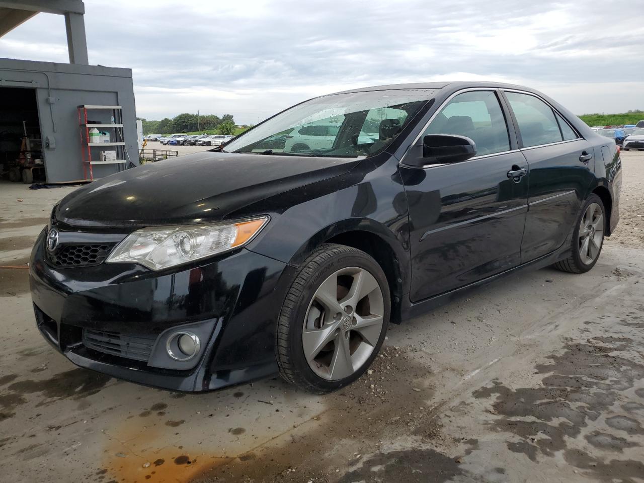 TOYOTA CAMRY BASE 2012