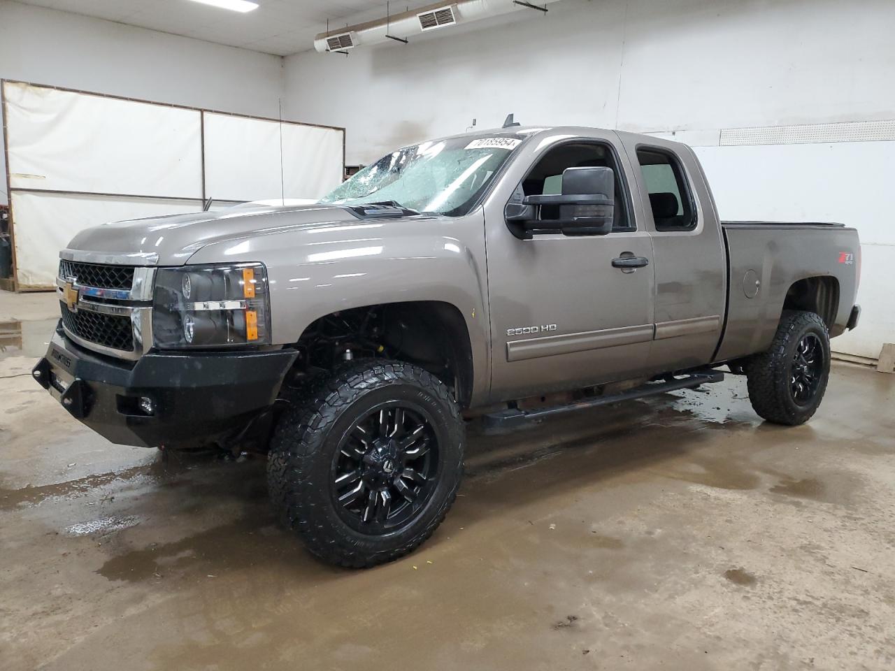 CHEVROLET SILVERADO 2013