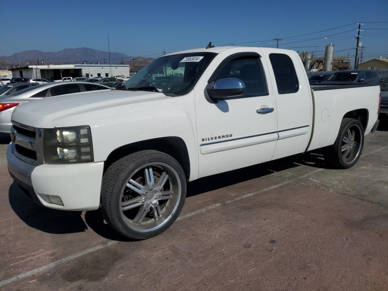 CHEVROLET Silverado 2011