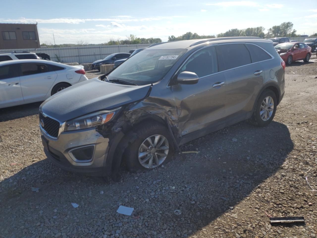 KIA SORENTO LX 2017