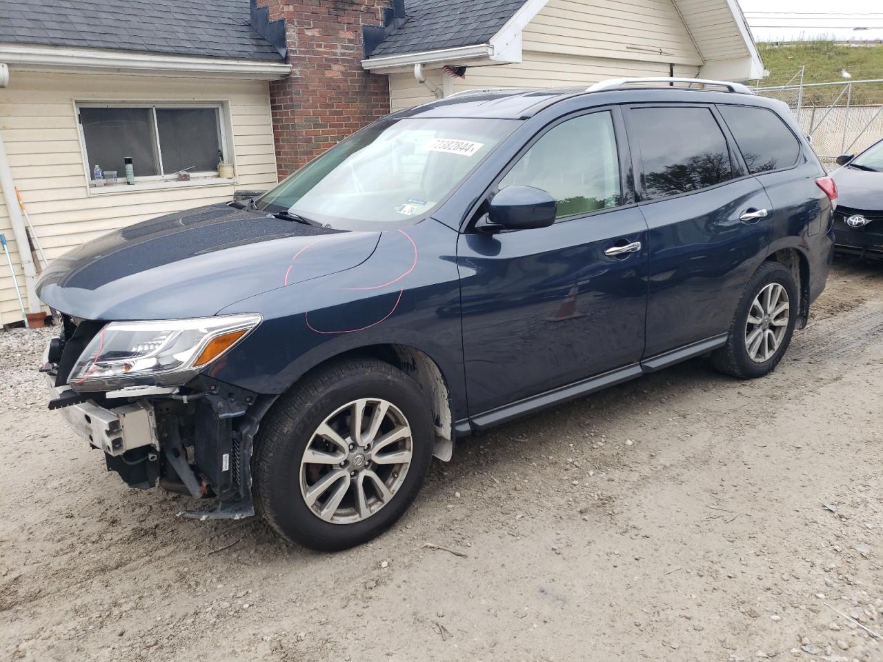 NISSAN Pathfinder 2016