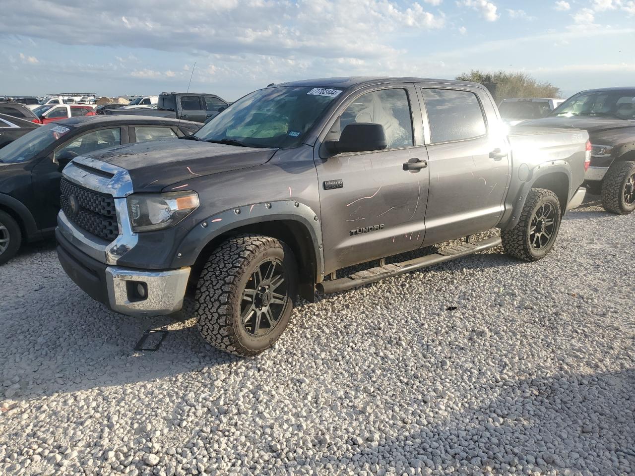 TOYOTA TUNDRA CRE 2019