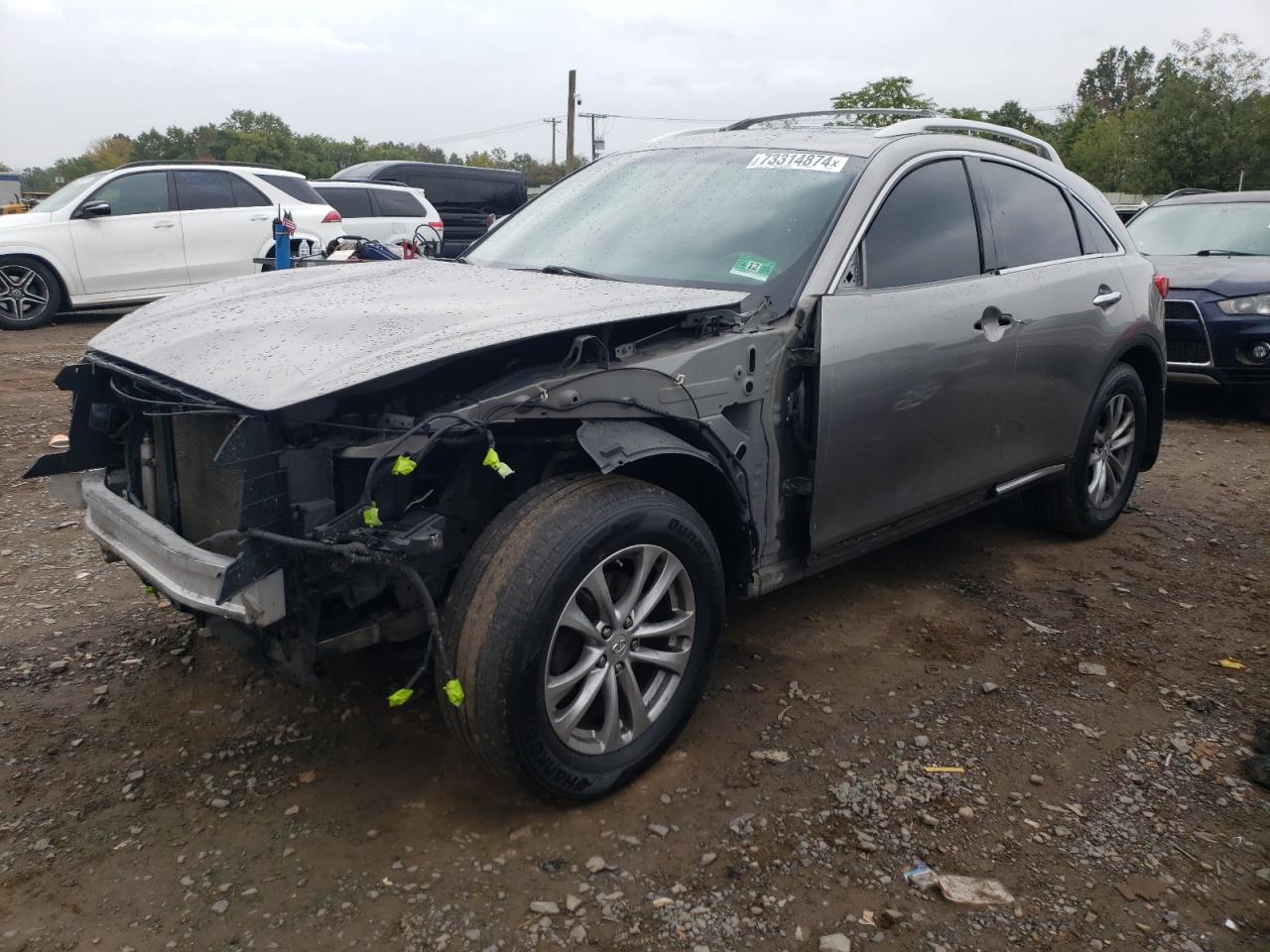 INFINITI FX35 2010