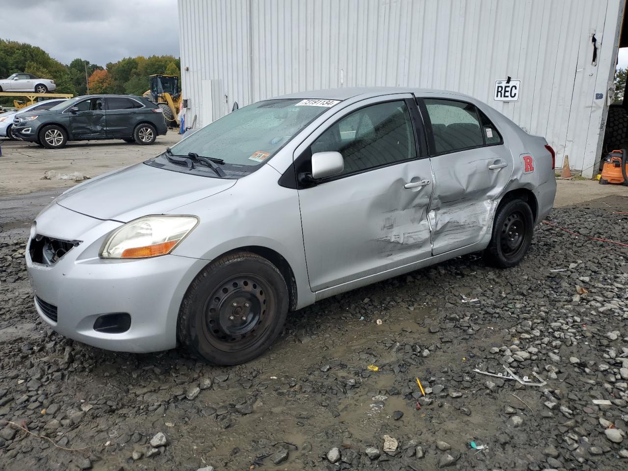TOYOTA YARIS 2010