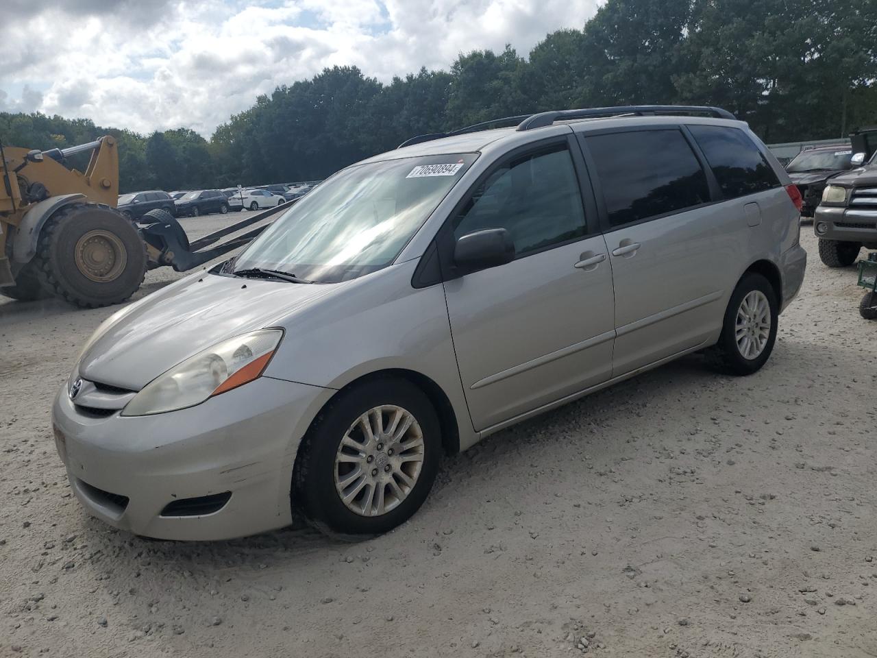 TOYOTA SIENNA CE 2008