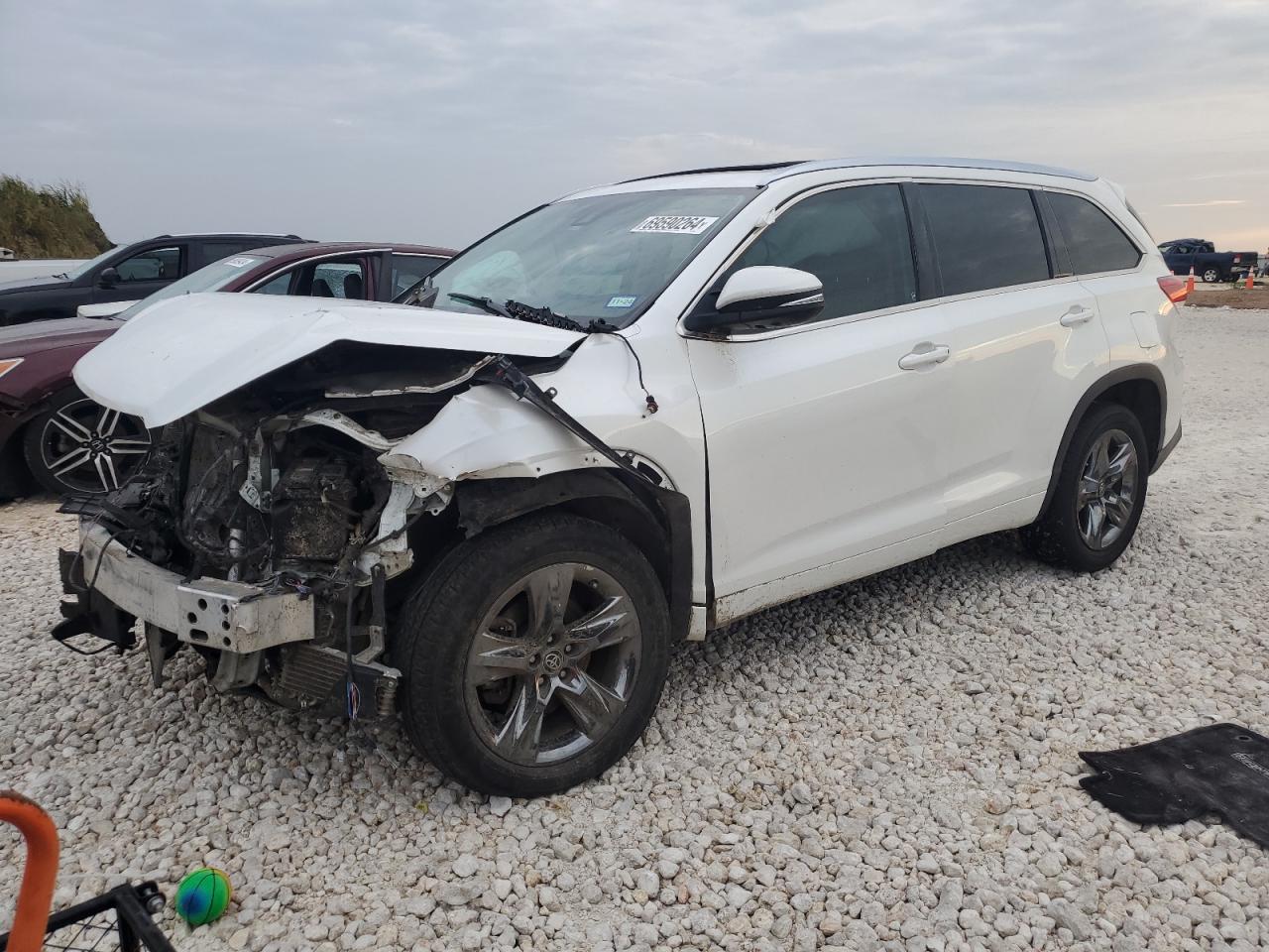 TOYOTA HIGHLANDER 2018