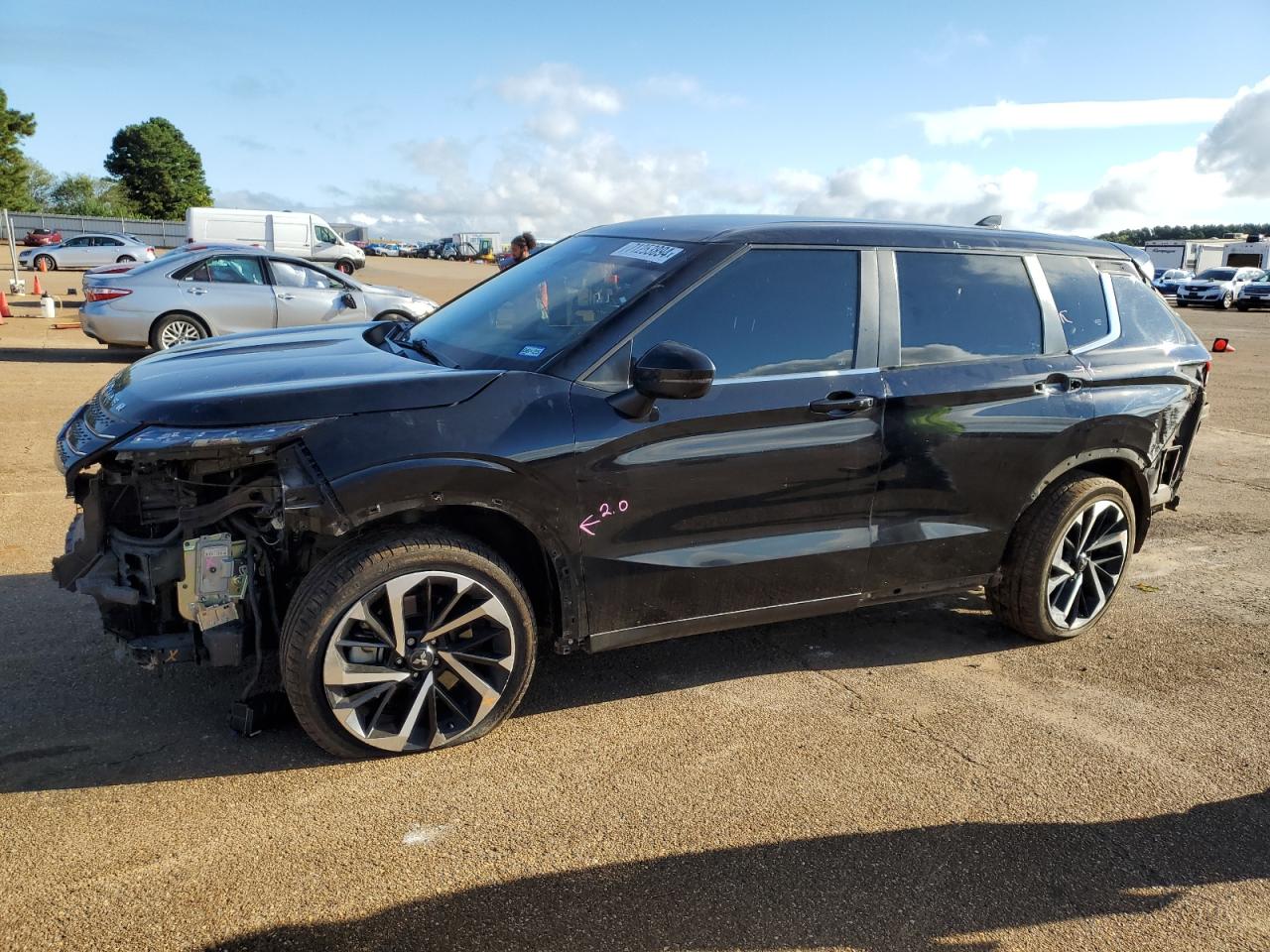 MITSUBISHI OUTLANDER 2022