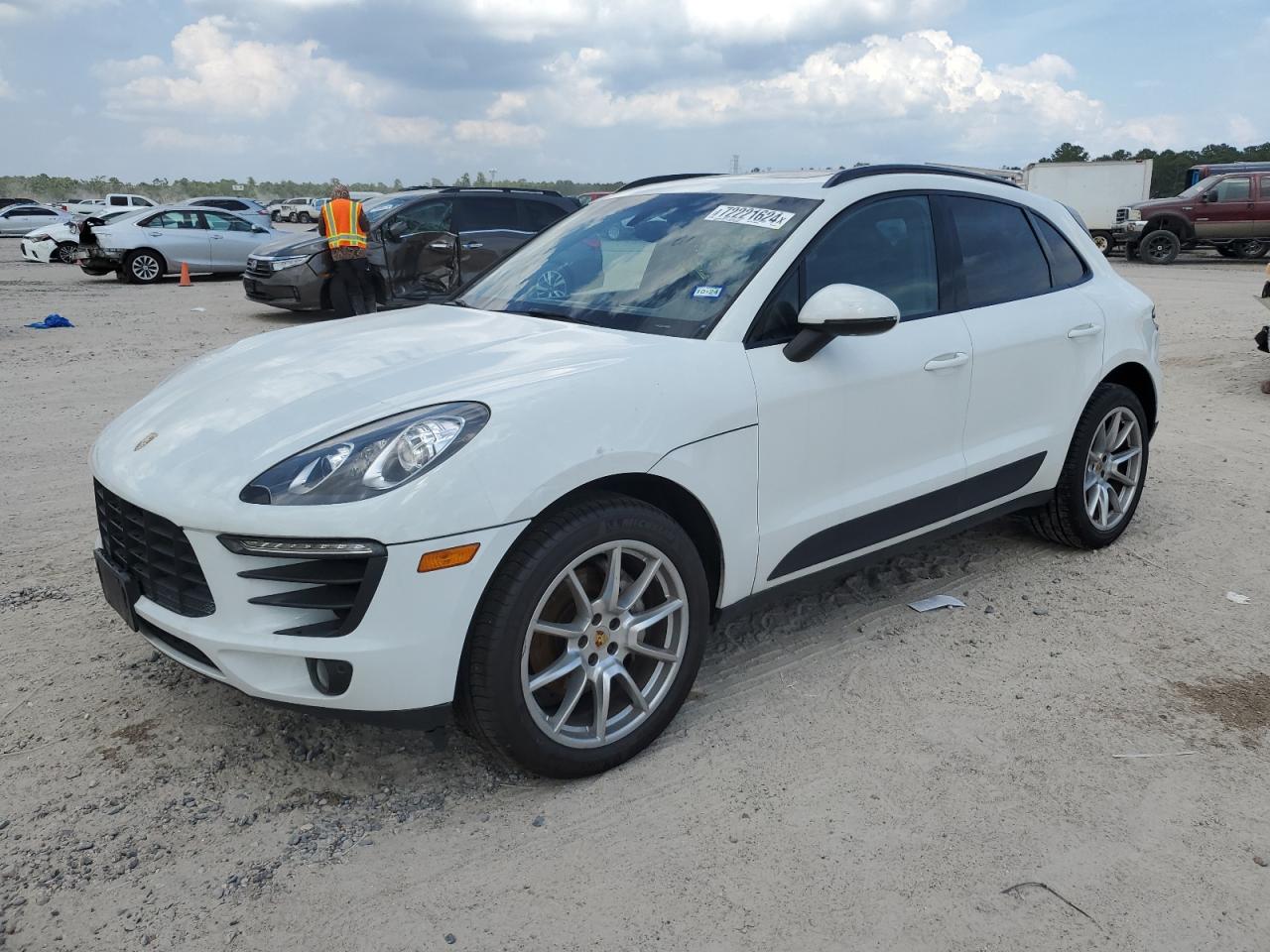 PORSCHE MACAN S 2016