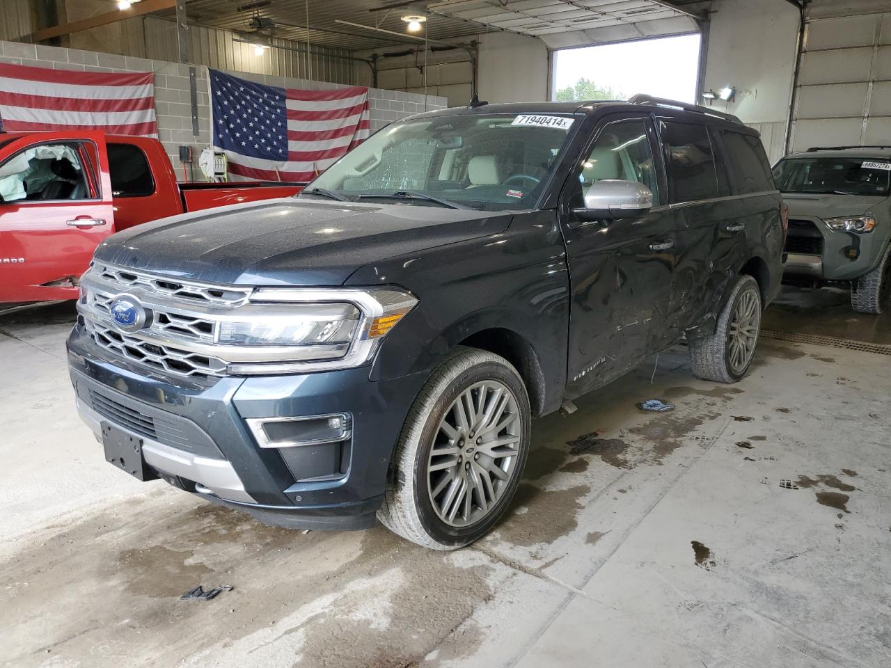 FORD EXPEDITION 2022