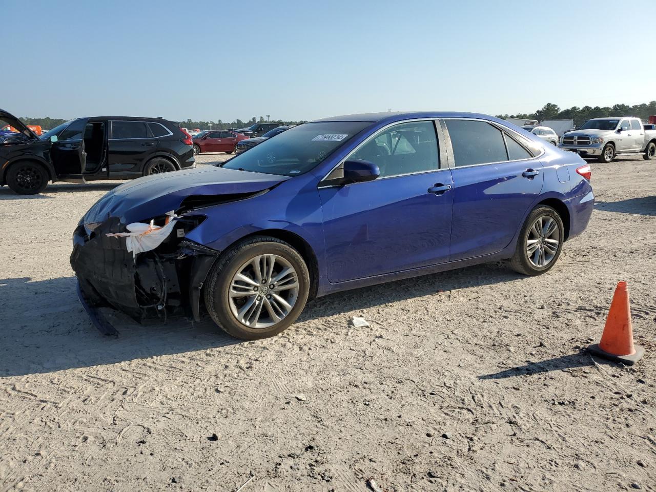 TOYOTA CAMRY LE 2016