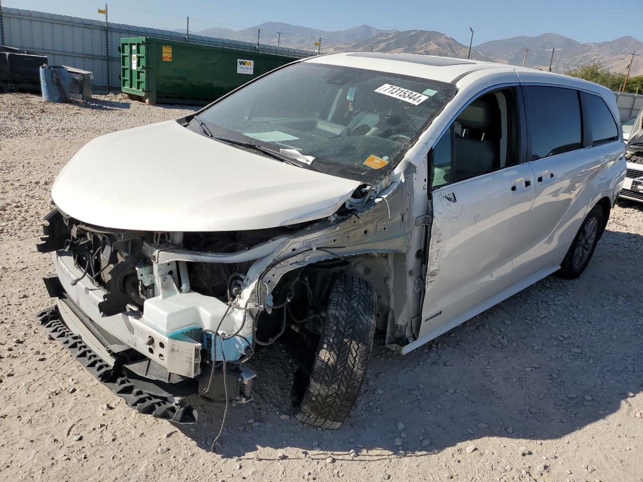 TOYOTA SIENNA 2021