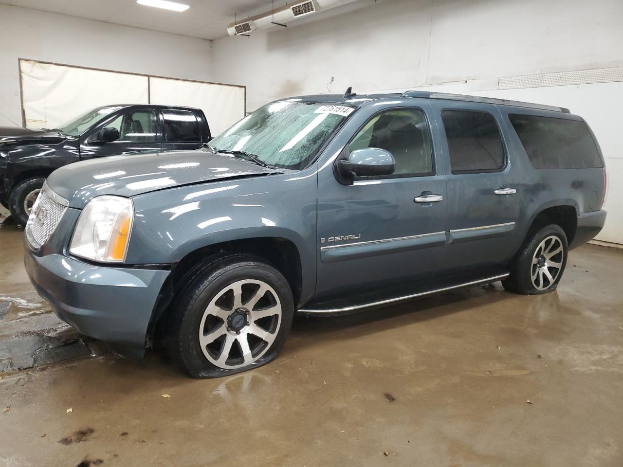 GMC YUKON XL D 2008