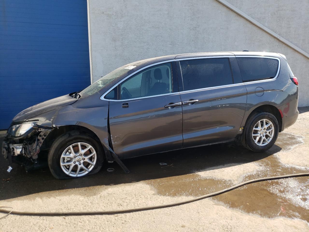 CHRYSLER VOYAGER LX 2023