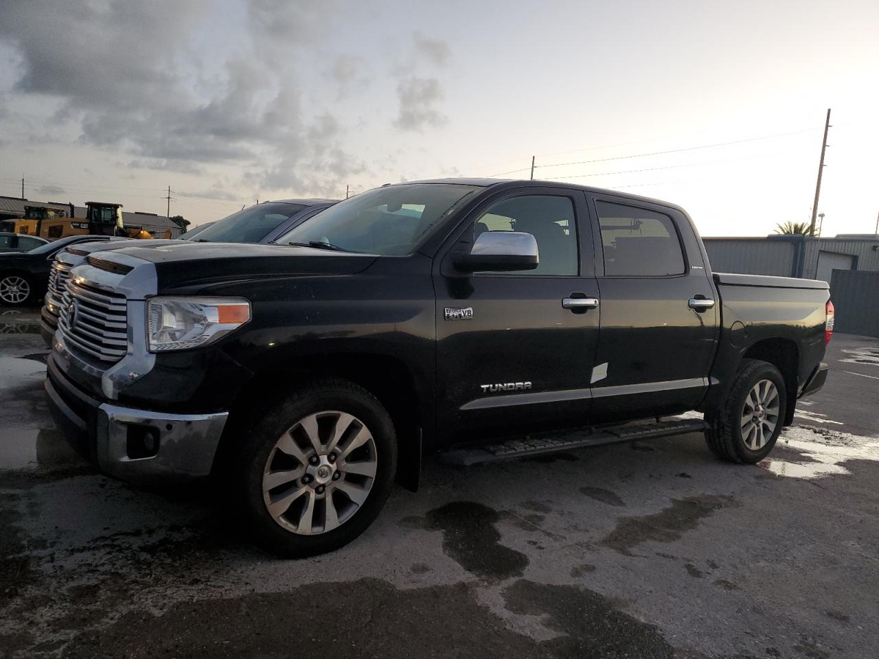 TOYOTA TUNDRA CRE 2015