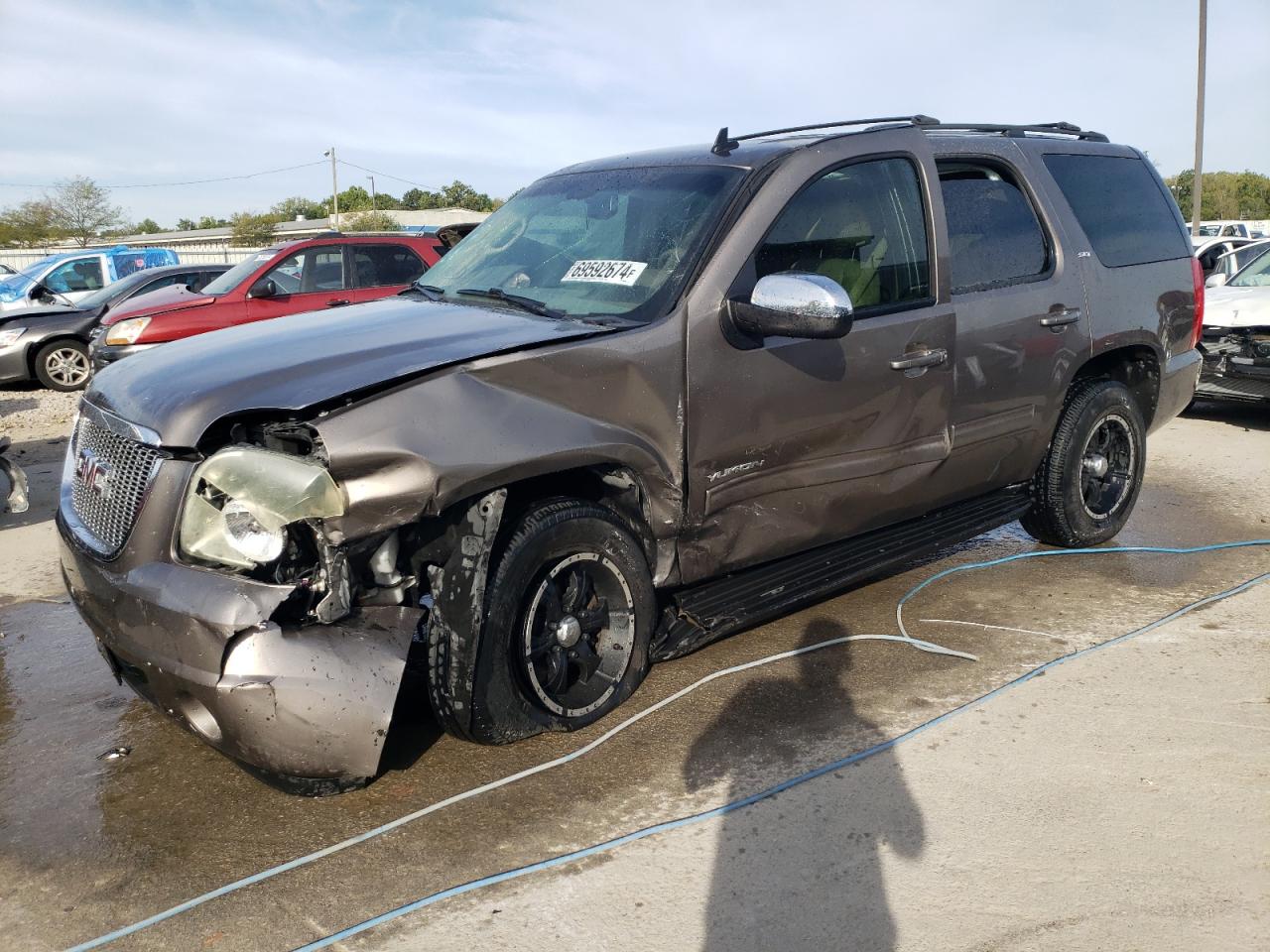 GMC YUKON SLT 2011