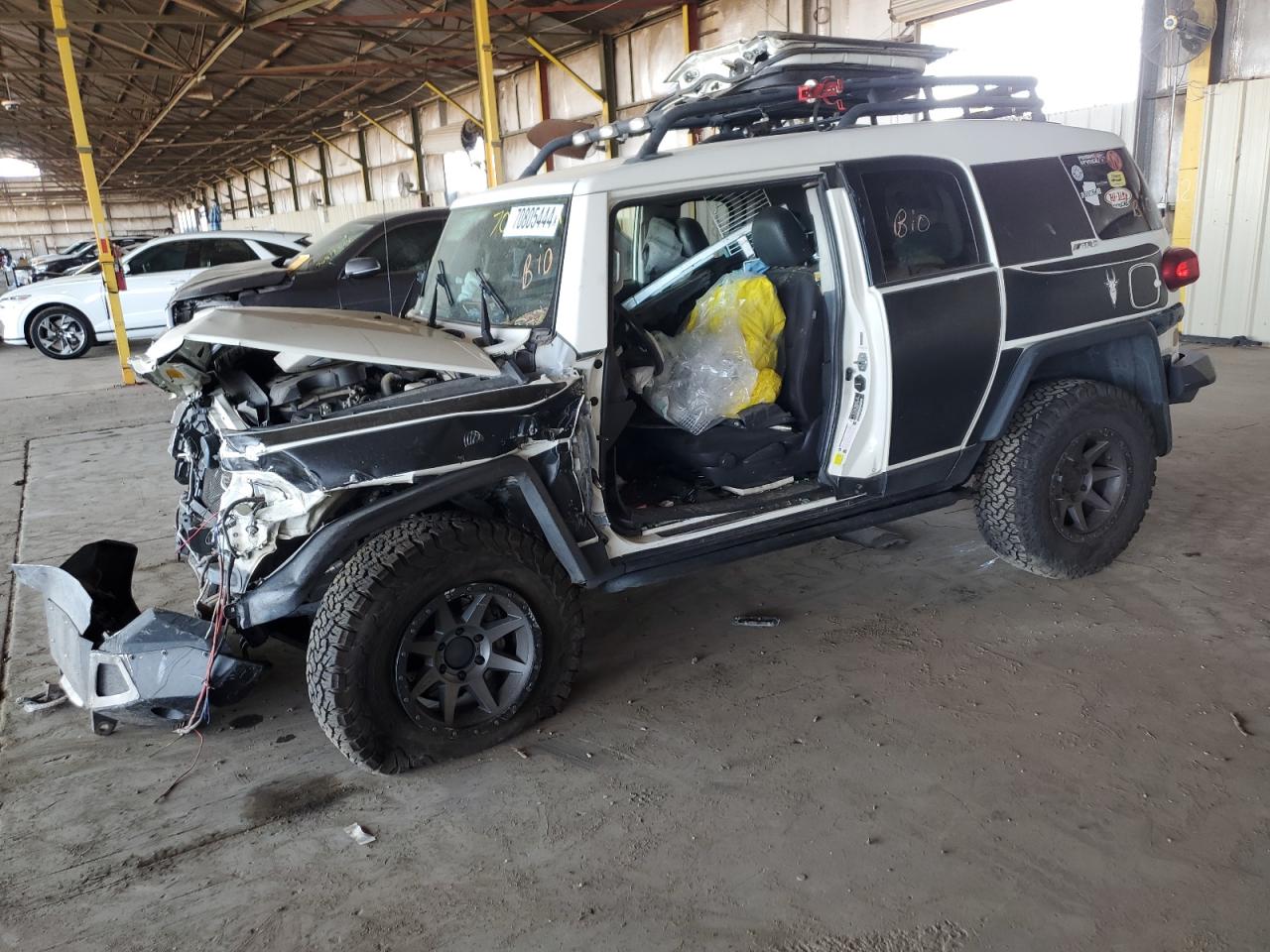 TOYOTA FJ CRUISER 2013
