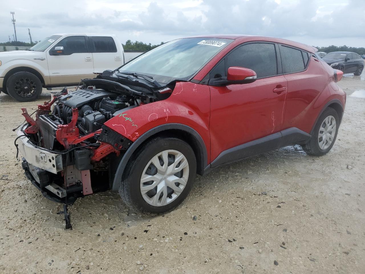 TOYOTA C-HR XLE 2020