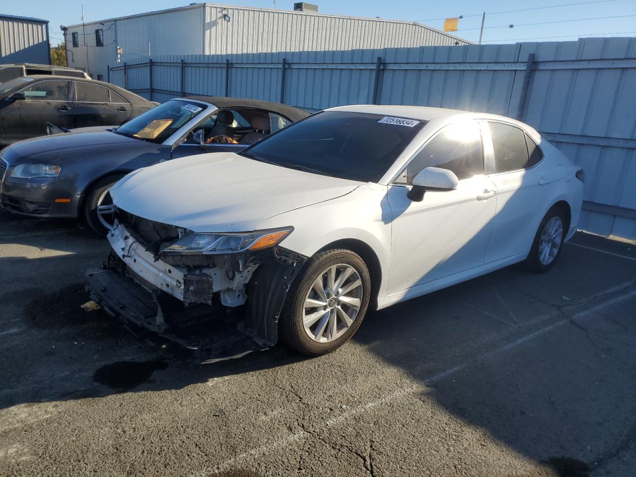TOYOTA CAMRY LE 2022