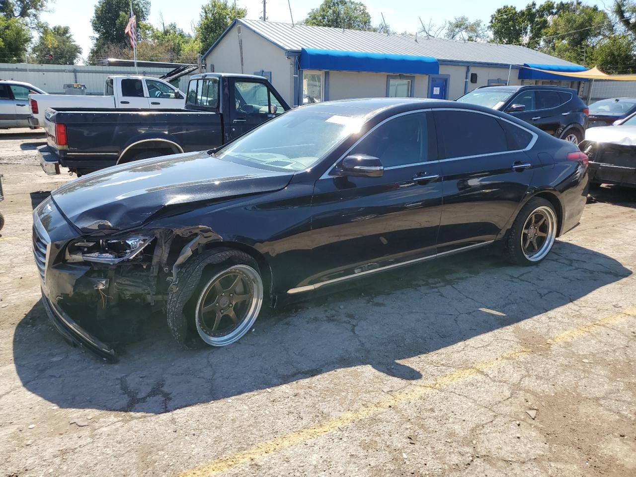 HYUNDAI GENESIS 3. 2016