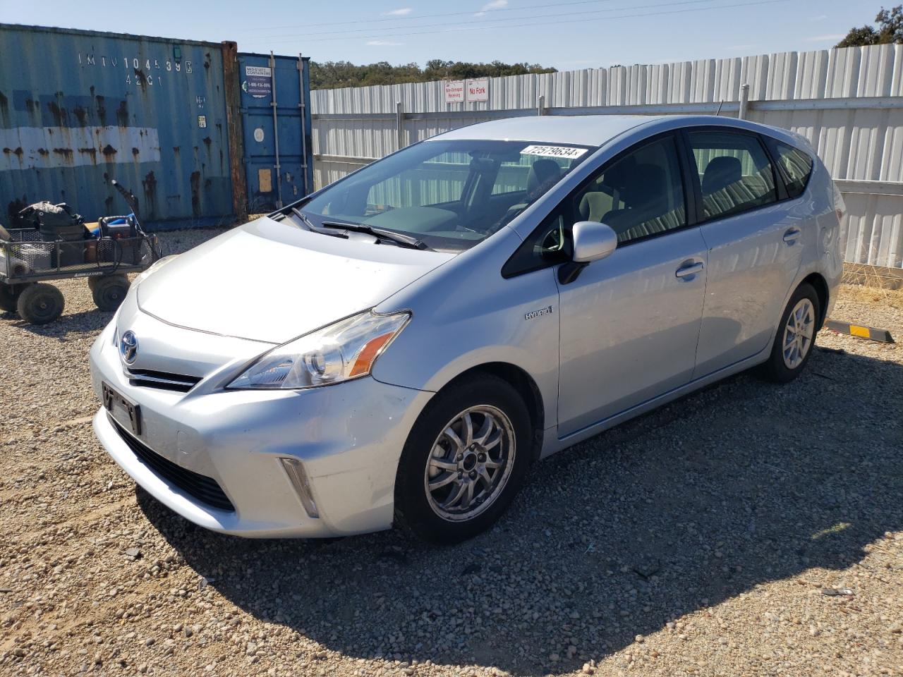 TOYOTA Prius V 2013