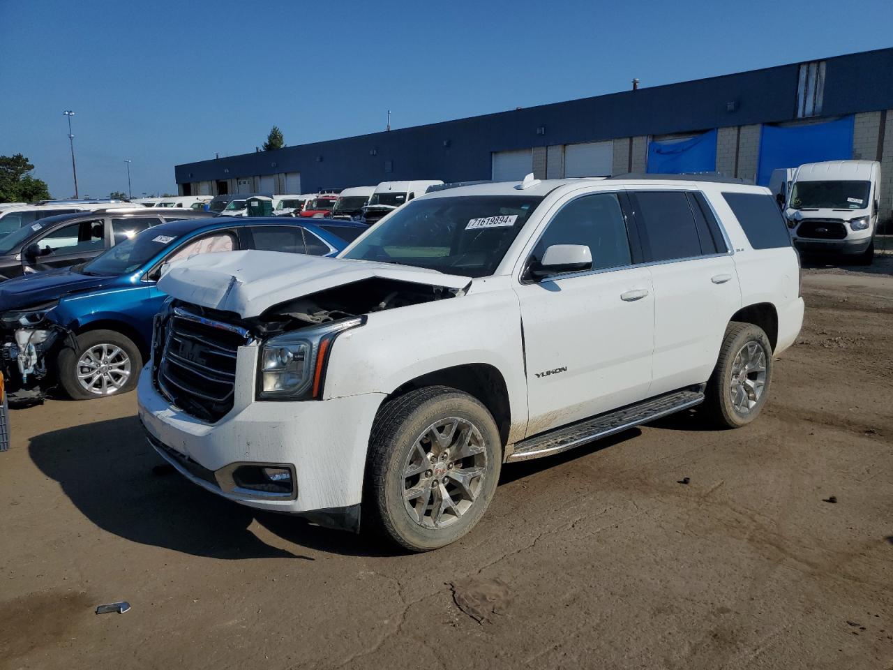 GMC YUKON SLE 2018