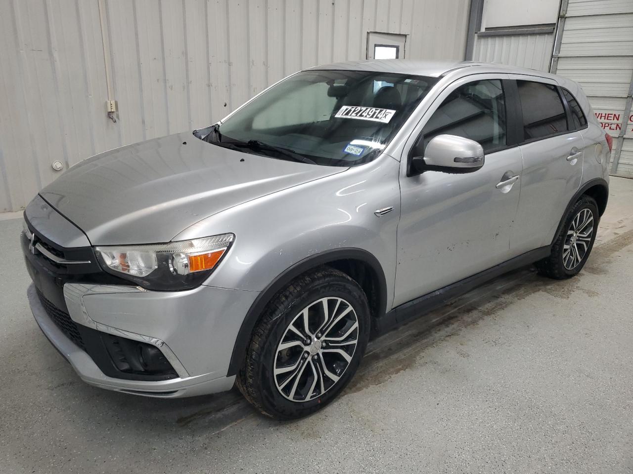 MITSUBISHI OUTLANDER 2018