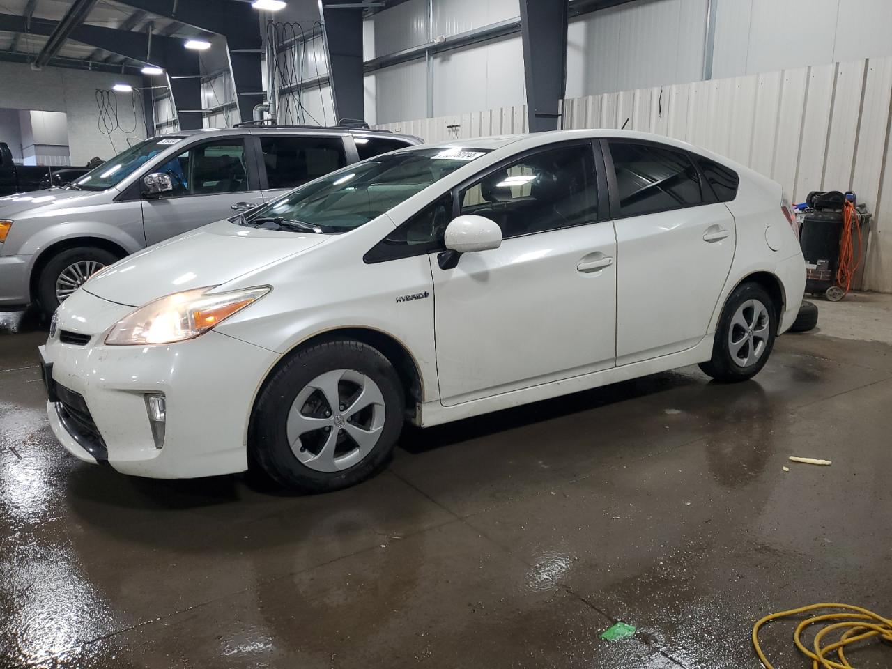 TOYOTA PRIUS 2012