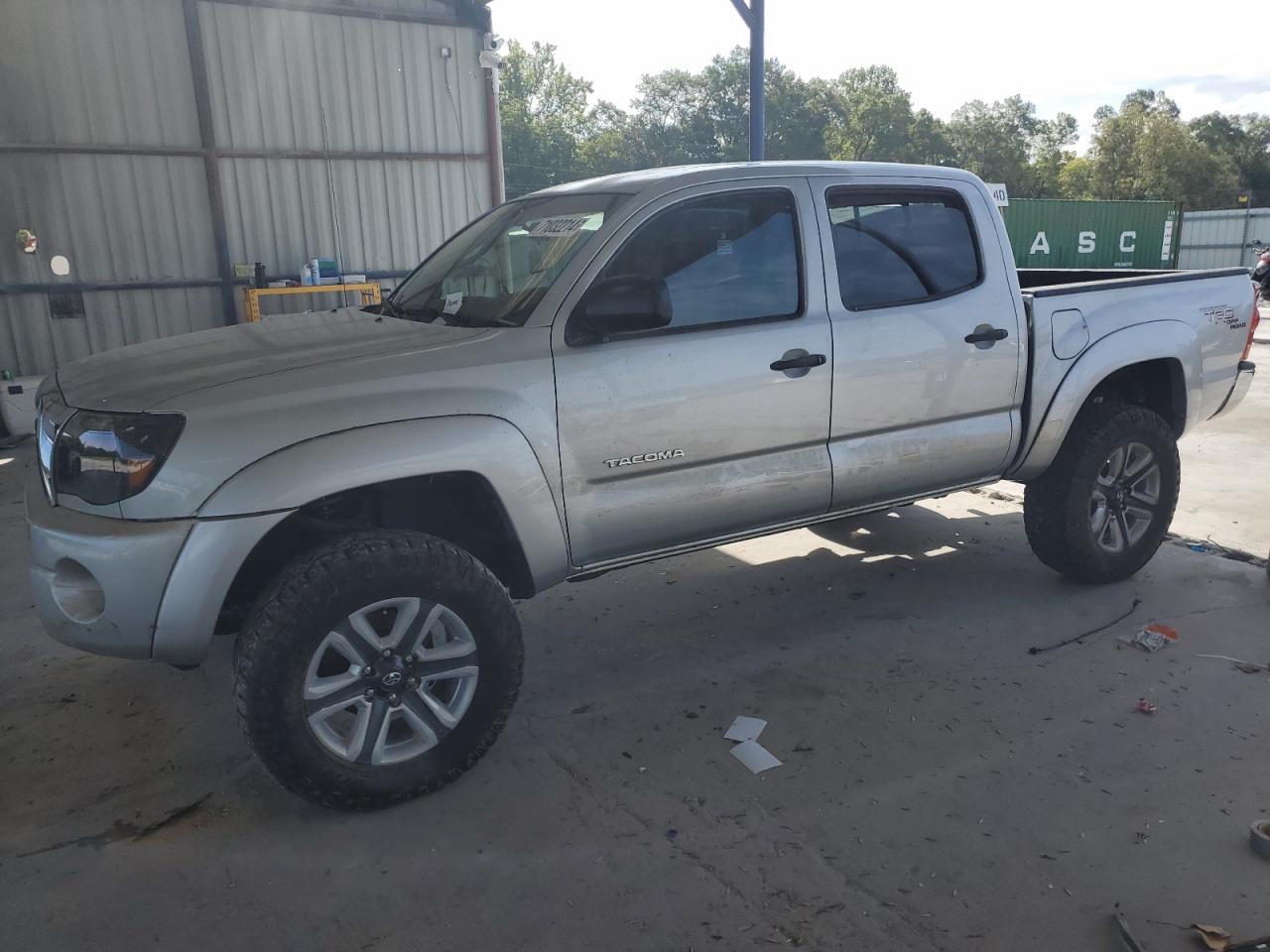 TOYOTA Tacoma Dou 2005