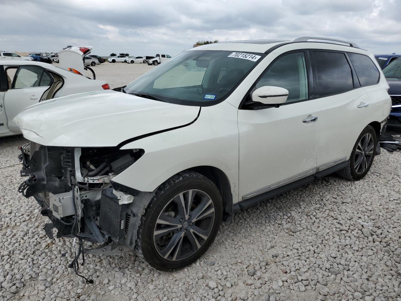 NISSAN Pathfinder 2019
