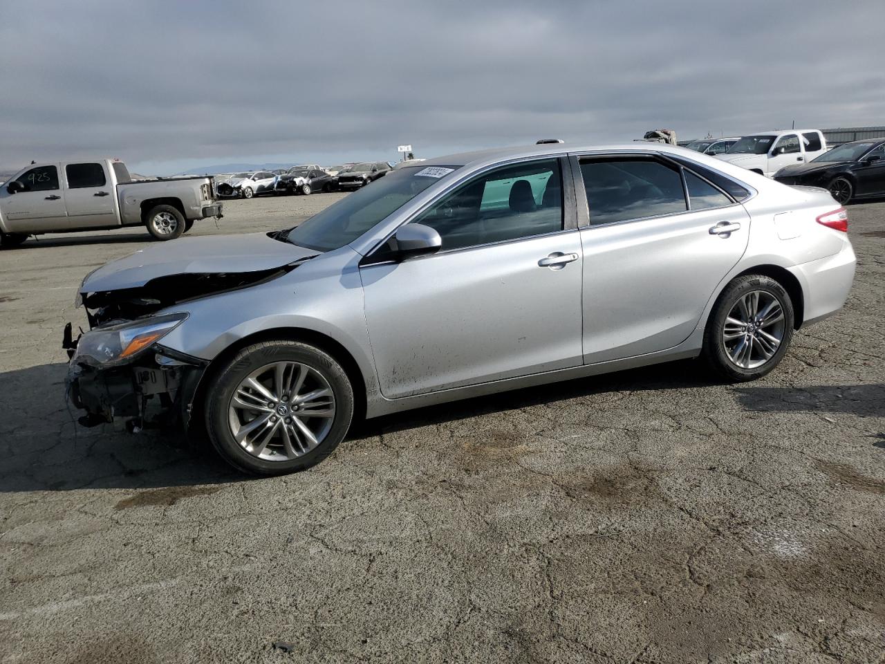 TOYOTA CAMRY LE 2017