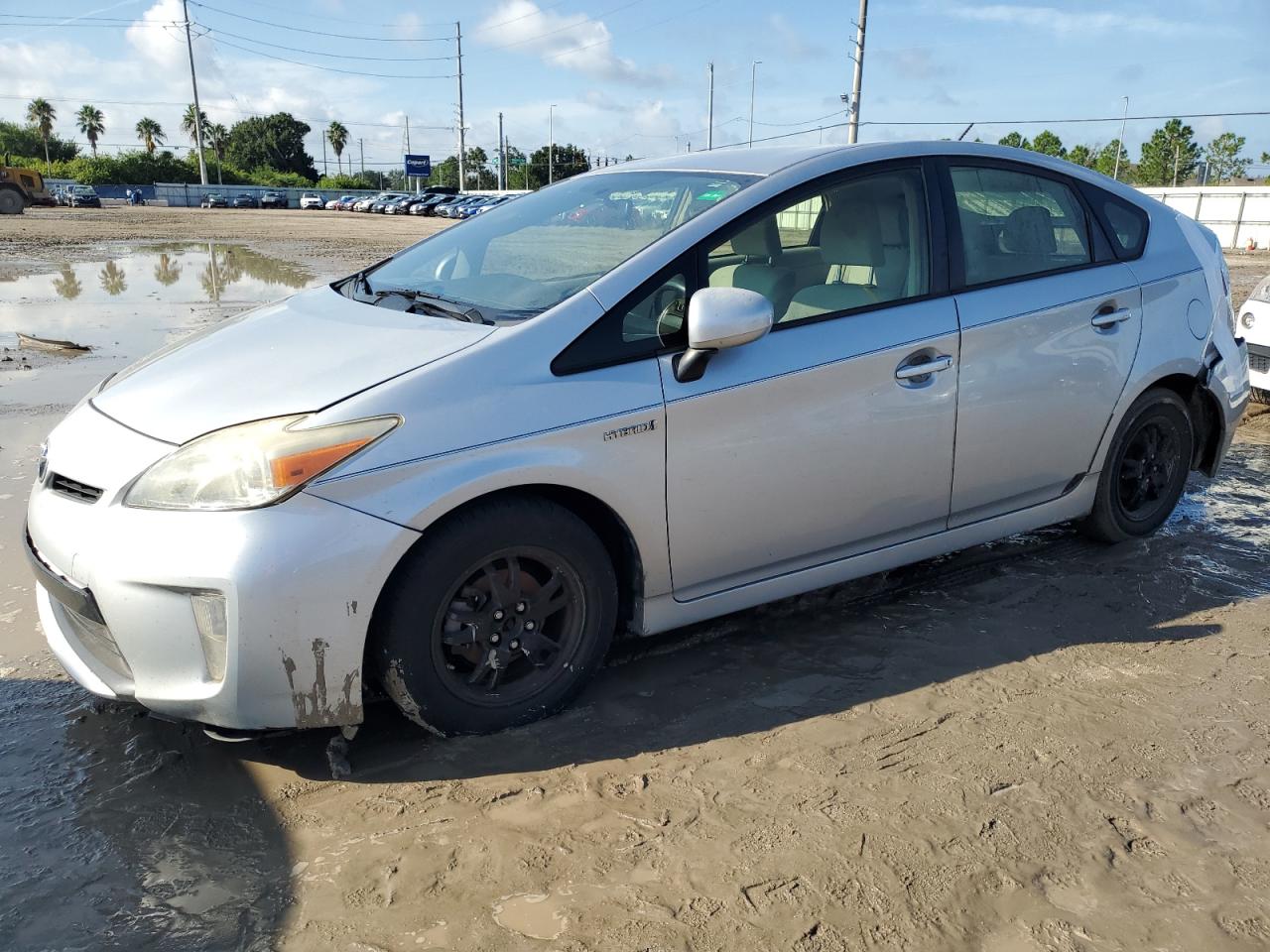 TOYOTA PRIUS 2014