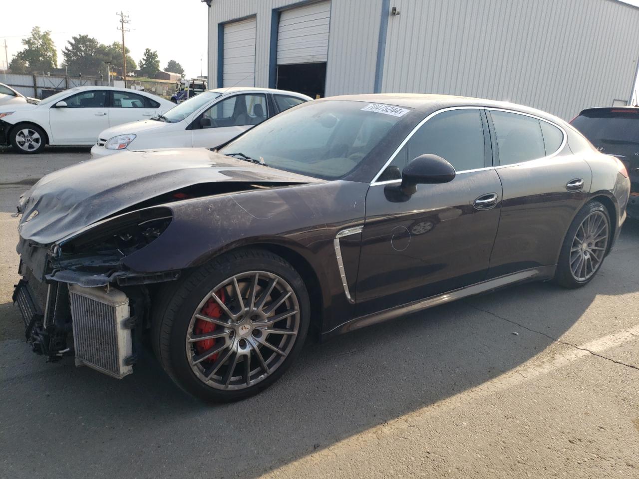 PORSCHE Panamera T 2011