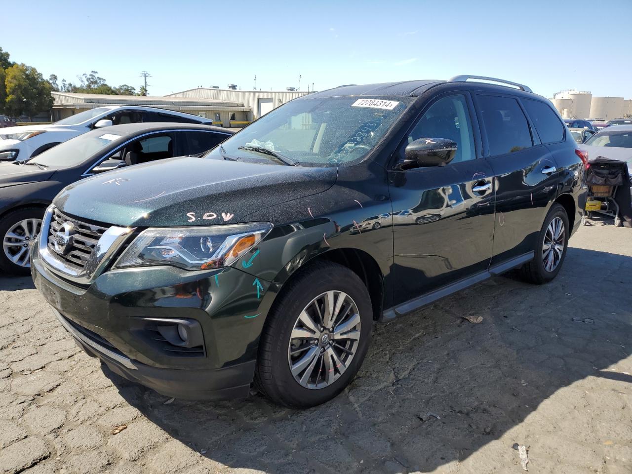 NISSAN Pathfinder 2020