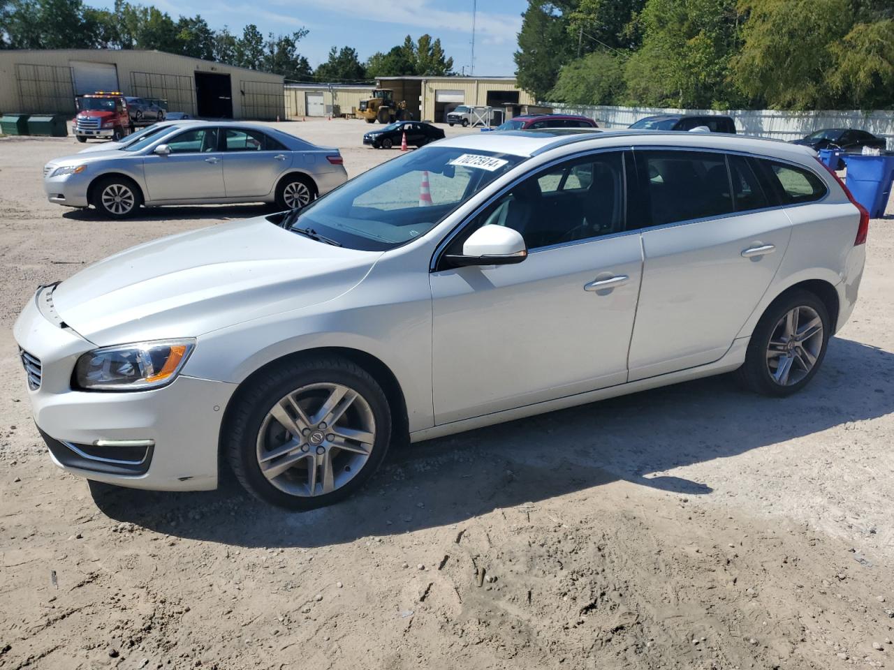 VOLVO V60 PREMIE 2015