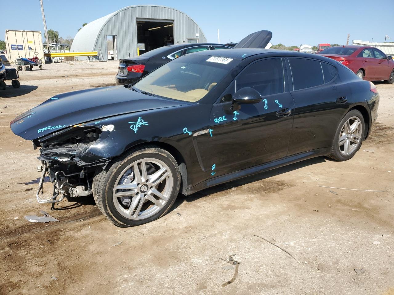 PORSCHE PANAMERA 2 2012