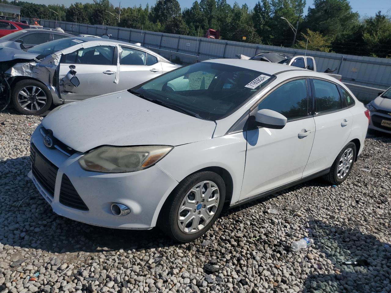 FORD FOCUS SE 2012