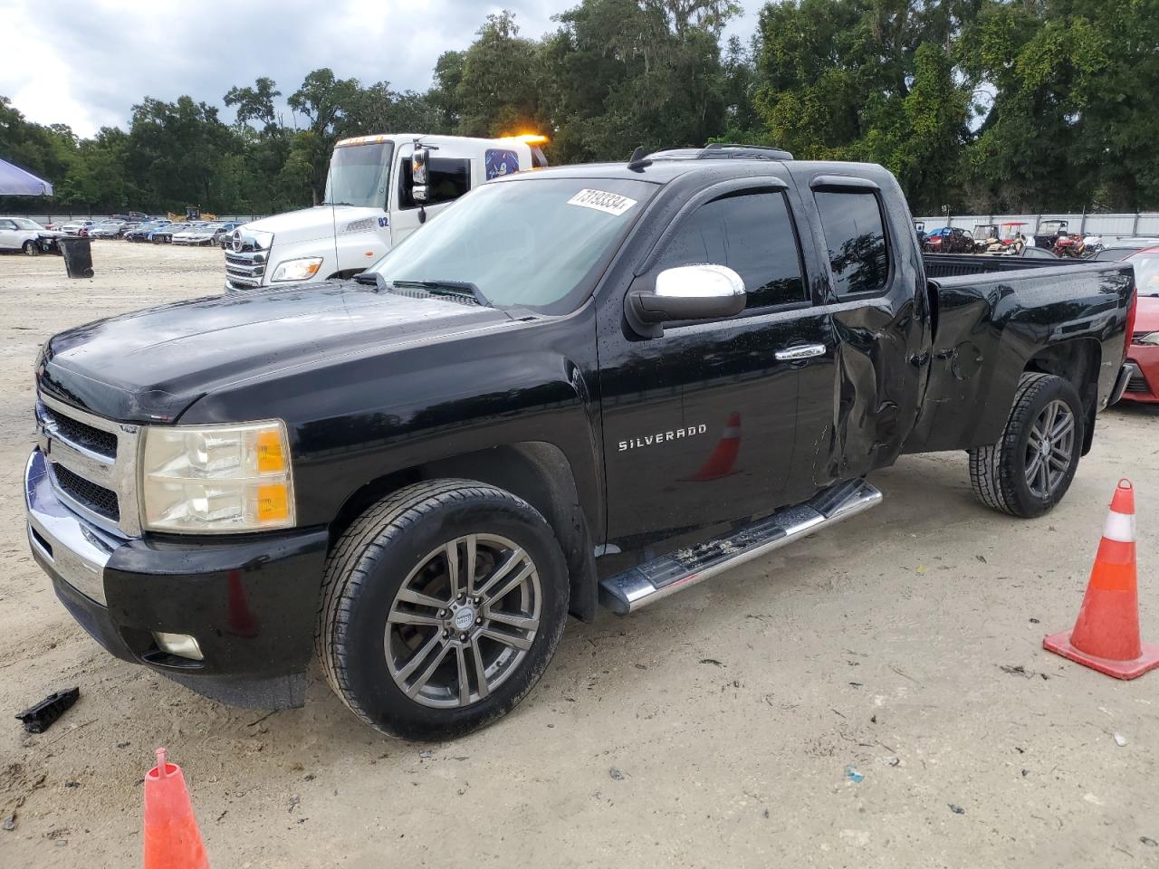 CHEVROLET SILVERADO 2011