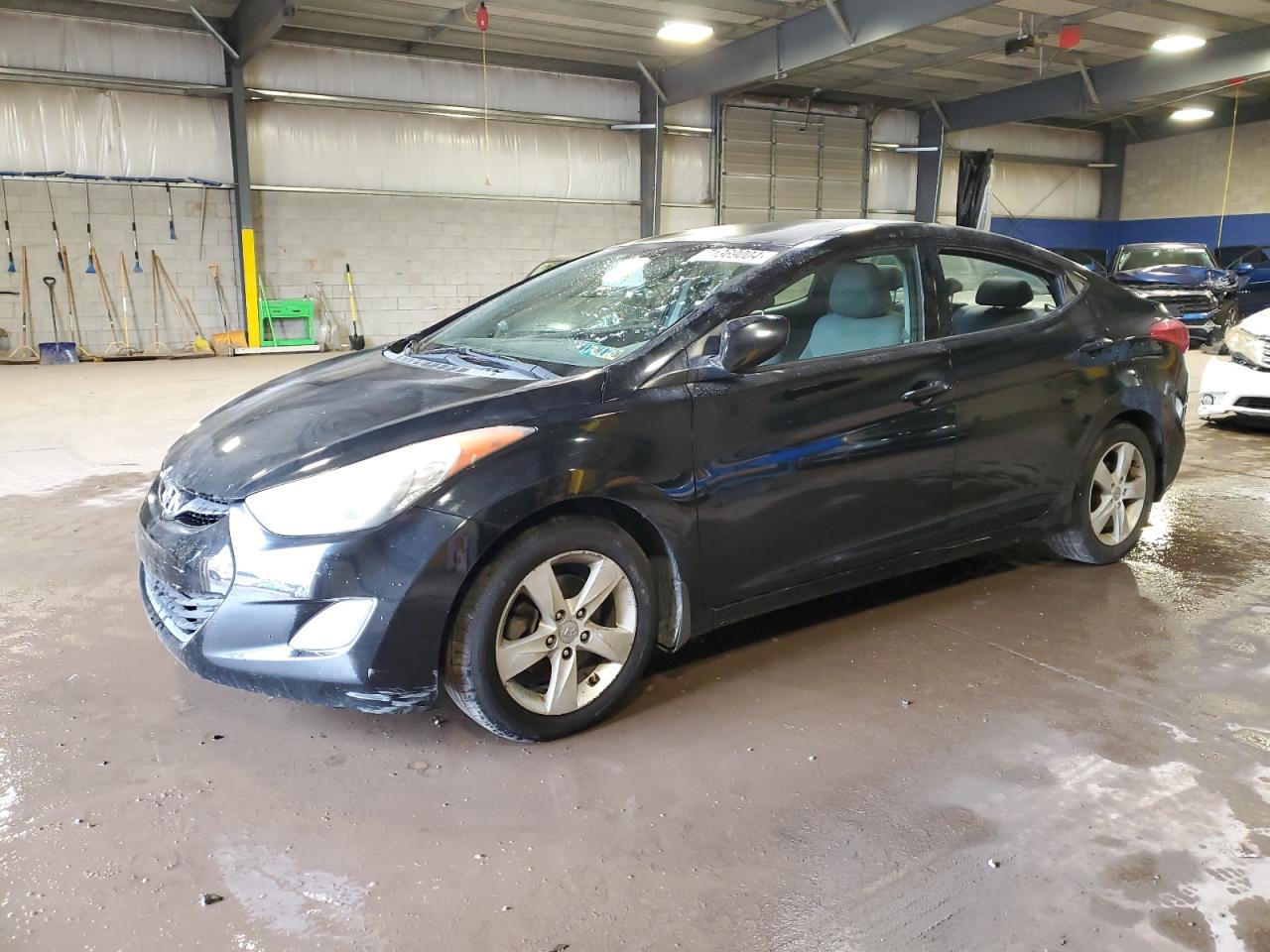 HYUNDAI ELANTRA GL 2013