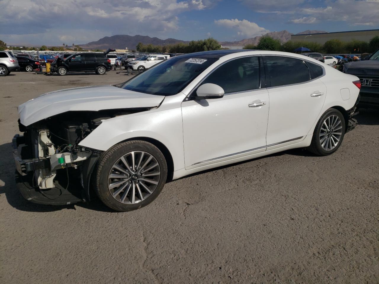 KIA CADENZA LU 2018