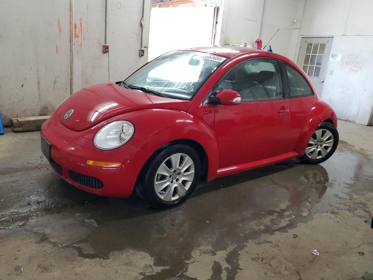 VOLKSWAGEN NEW BEETLE 2009