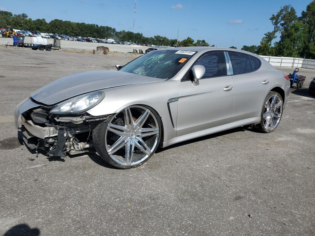 PORSCHE PANAMERA 2 2012
