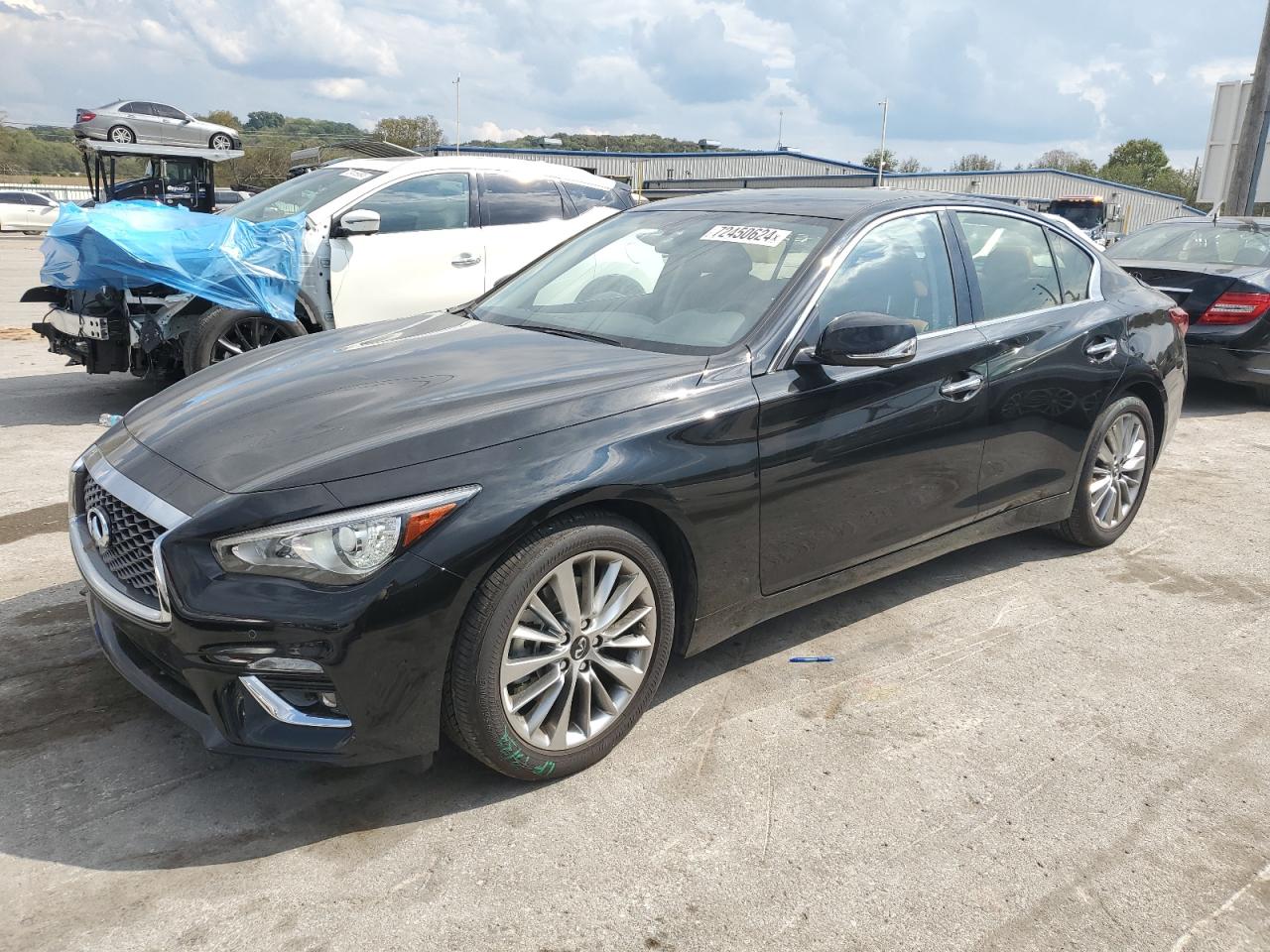 INFINITI Q50 LUXE 2024